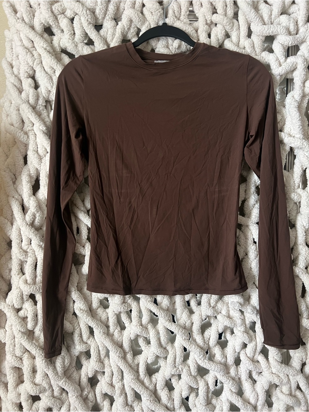 SKIMS FITS EVERYBODY LONG SLEEVE T-SHIRT NWT - COCOA